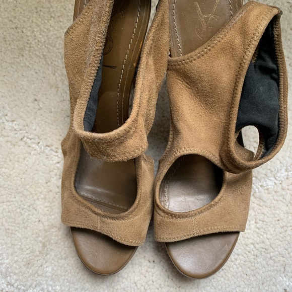 YSL Shoes - Picture 3 of 6